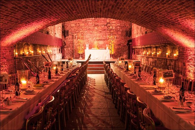 10 fascinantes cidades subterrâneas abertas ao público 4. Cavernas de Edimburgo (Reino Unido)