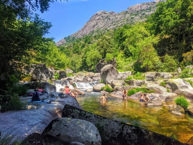 Lagoa dos Druidas: um dos locais mais secretos do Parque Nacional Peneda Gerês Lagoa dos Druidas