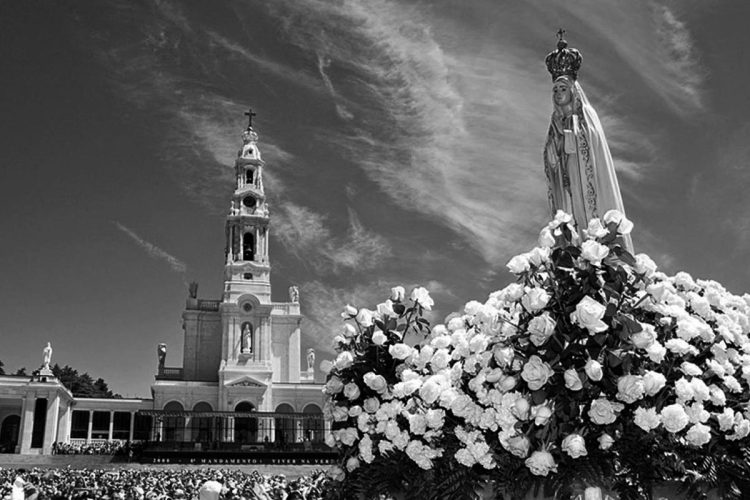 Santuário de Fátima: um dos mais famosos locais de culto do mundo Santuário de Fátima: um dos mais famosos locais de culto do mundo