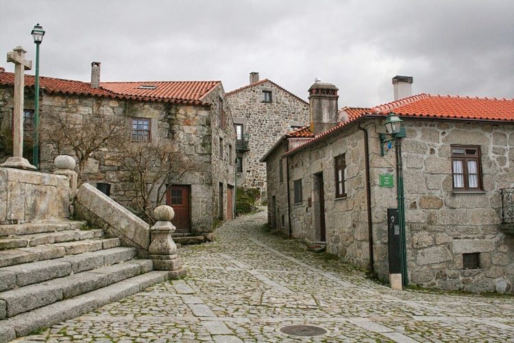 Linhares da Beira: das aldeias mais bonitas da Serra da Estrela