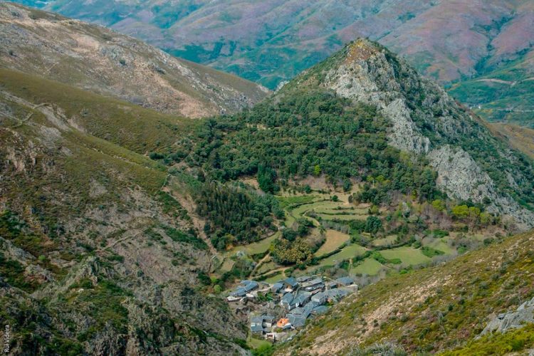 Aldeia da Pena: um refúgio de xisto no coração da Serra de São Macário