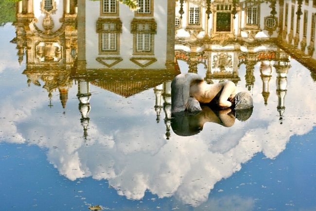 A Maldição do Palácio de Mateus: fantasmas e tragédias familiares numa das quintas mais belas de Portugal A Maldição do Palácio de Mateus: fantasmas e tragédias familiares numa das quintas mais belas de Portugal