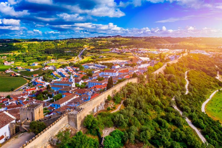 A preciosa vila que D. Dinis ofereceu à Rainha Santa Isabel