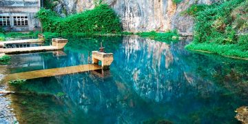 Rio Almonda e a gruta da nascente: um rio de vida e um tesouro subterrâneo