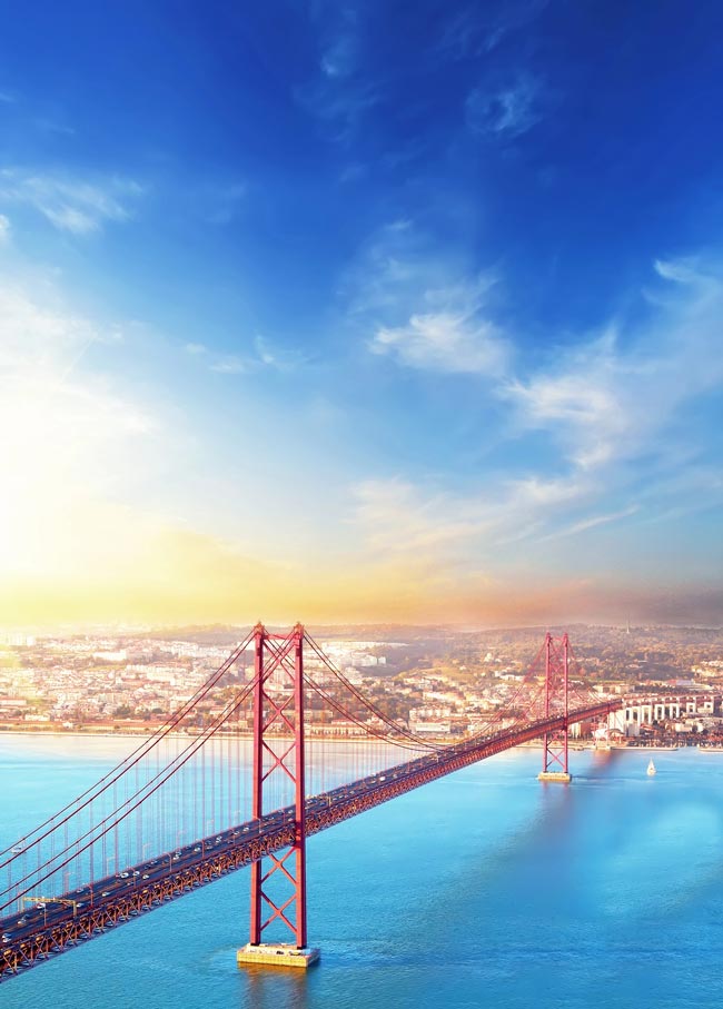 Britânicos revoltam-se contra o aumento da taxa turística em várias regiões de Portugal