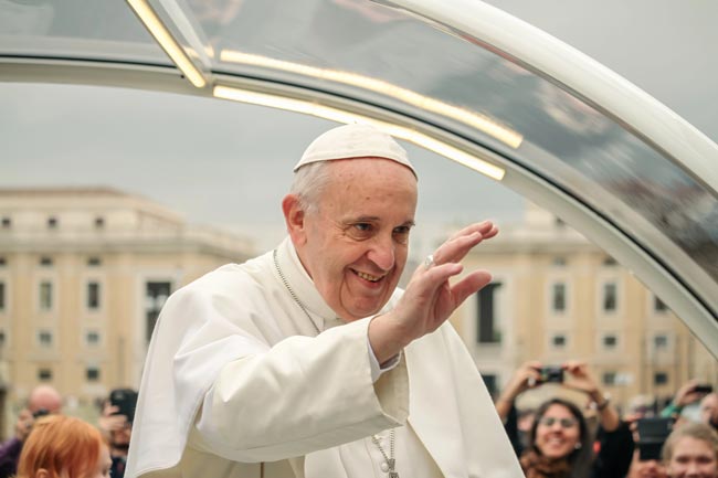 Papa Francisco: o coração que abraçou o mundo