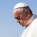 Papa Francisco: o coração que abraçou o mundo