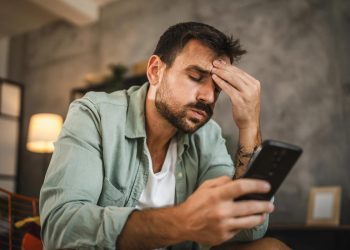 Recebe chamadas em silêncio e não sabe porquê? A verdade inquietante por trás destes contactos e como pode proteger-se