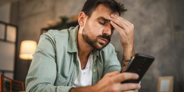 Recebe chamadas em silêncio e não sabe porquê? A verdade inquietante por trás destes contactos e como pode proteger-se