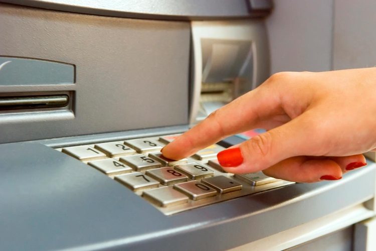 Perigo! Se o seu código Multibanco for um destes, mude-o já! Alerta! Se o seu código Multibanco for um destes, mude-o já!