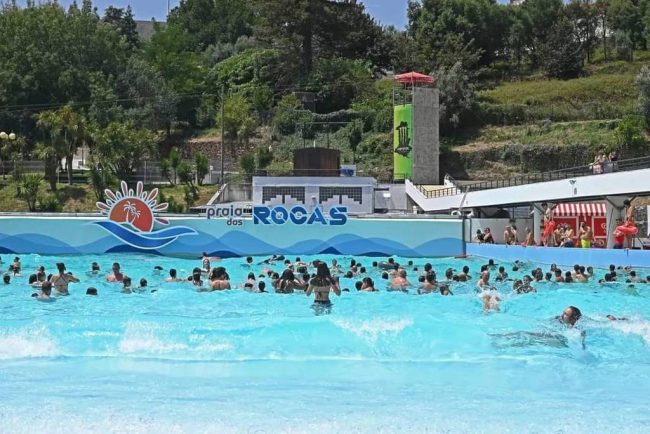 Praia das Rocas