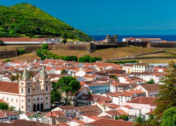A cidade que foi 2 vezes capital de Portugal