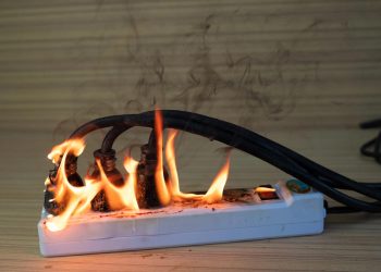 Extensões elétricas: o perigo invisível que não deve ignorar