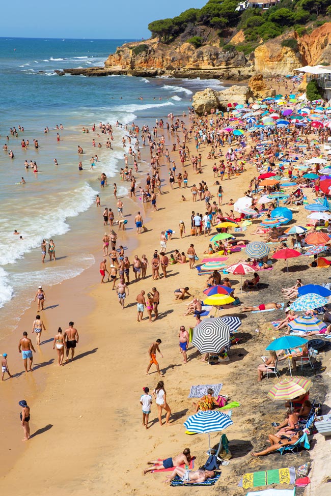 Infrações comuns nas praias portuguesas dão multas de mais de 1.700€ em Espanha