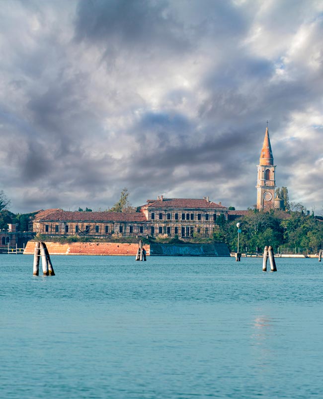 Poveglia: A ilha proibida de Itália onde o medo se tornou eterno