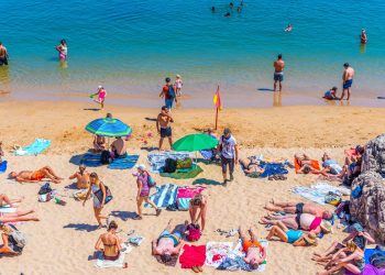 Alerta! Regras insólitas que surpreendem viajantes por todo o mundo