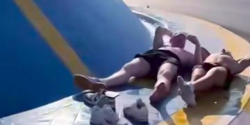 Sem espaço na areia? Há quem estenda a toalha... numa rotunda no Algarve