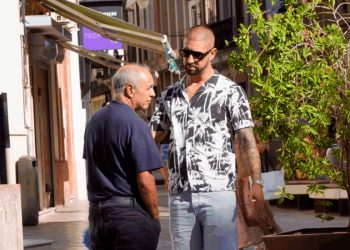 Algarvio vinga-se dos espanhóis falando apenas em português (vídeo)