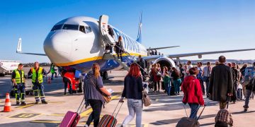 Ryanair impõe nova multa de 117€ e gera indignação entre os passageiros