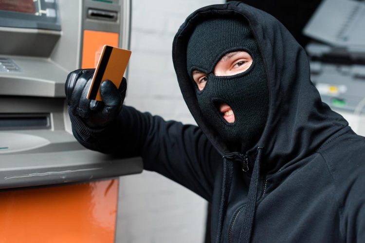 Fraudes romance em Portugal: o amor digital que se transforma em armadilha financeira