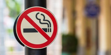 Nova lei antitabaco em Espanha impõe regras mais duras e foca-se na proteção dos jovens