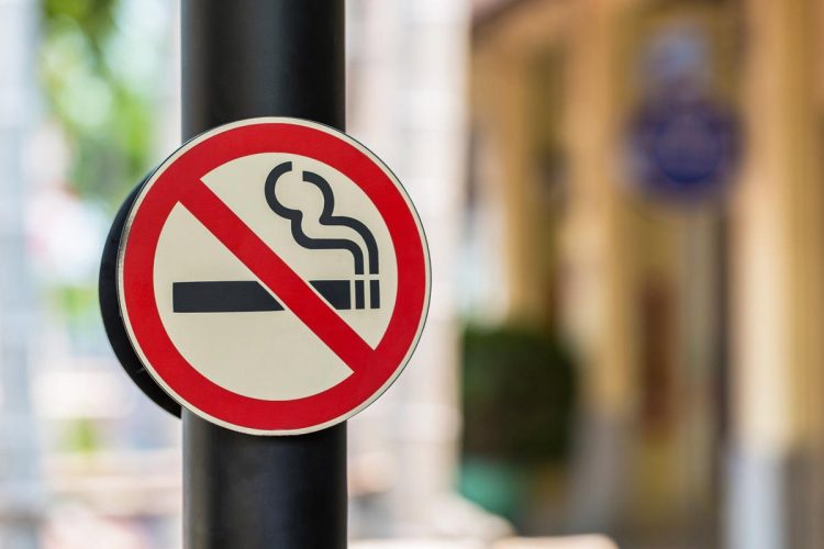 Nova lei antitabaco em Espanha impõe regras mais duras e foca-se na proteção dos jovens