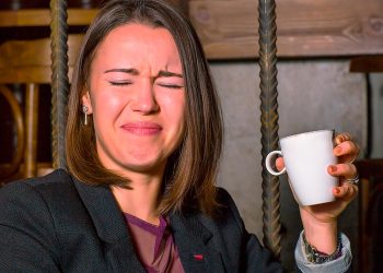 Beber café sem açúcar: o que esta escolha revela sobre a personalidade