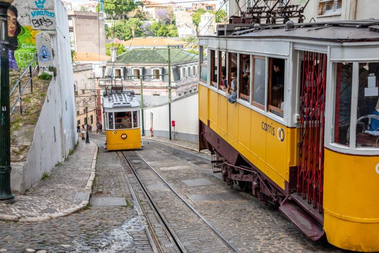 Tragédia no Elevador da Glória: primeiras conclusões da investigação revelam falha invisível no cabo de ligação