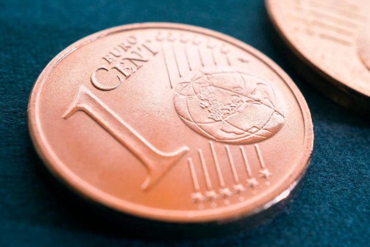 Moedas de 1 cêntimo podem valer mais de 6 mil euros: descubra como reconhecer esta raridade