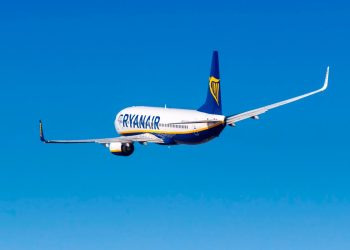 Ryanair aumenta tamanho da bagagem de mão gratuita em todos os aeroportos da Europa
