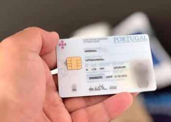Milhares de portugueses vão ter de renovar o Cartão de Cidadão: saiba quem, quando e porquê