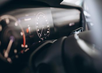 Condutor diz que este é o carro mais fiável da Europa — tem 20 anos e 1 milhão de km