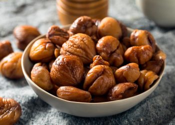 O segredo escondido que transforma o sabor das castanhas assadas em casa