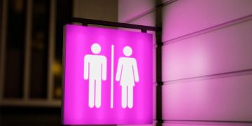 Um restaurante pode recusar o acesso à casa de banho? E pode cobrar?