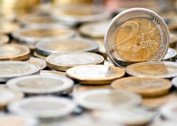 Nem todas as moedas de 2 euros valem o mesmo: algumas podem valer milhares