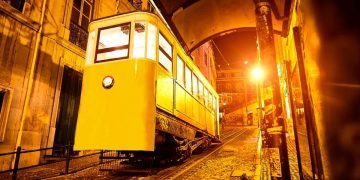 Relatório sobre o elevador da Glória é demolidor para a Carris