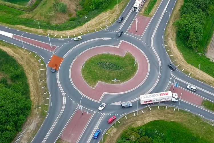 300€ por um gesto mal feito: o perigo silencioso das rotundas