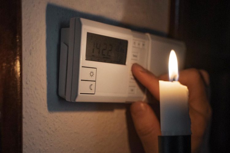 Cortes de luz em Portugal neste fim de semana: veja as zonas e horários afetados Cortes de luz em Portugal neste fim de semana: veja as zonas e horários afetados