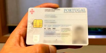 O cartão de cidadão vai mudar e milhões terão de renovar mais cedo do que pensam