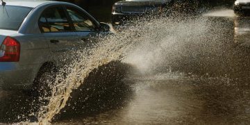 Portugal sob aviso laranja: chuva intensa, vento forte e a fúria da depressão Cláudia colocam o país em alerta