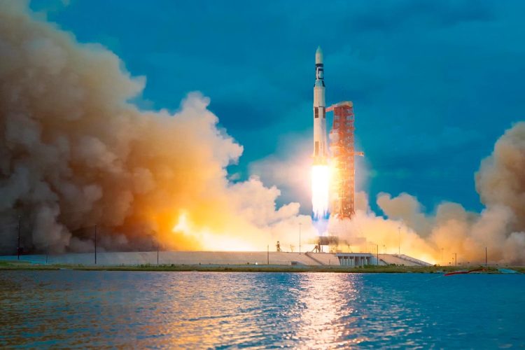 Primeiro foguetão lançado a partir de Portugal, no novo porto espacial de Santa Maria, Açores