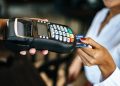 Conta bancária bloqueada impede pagamento com cartão num terminal