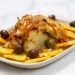 Bacalhau de cura amarela graúdo exposto para a consoada de Natal