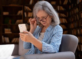 Mensagem fraudulenta em nome do SNS a pedir pagamento