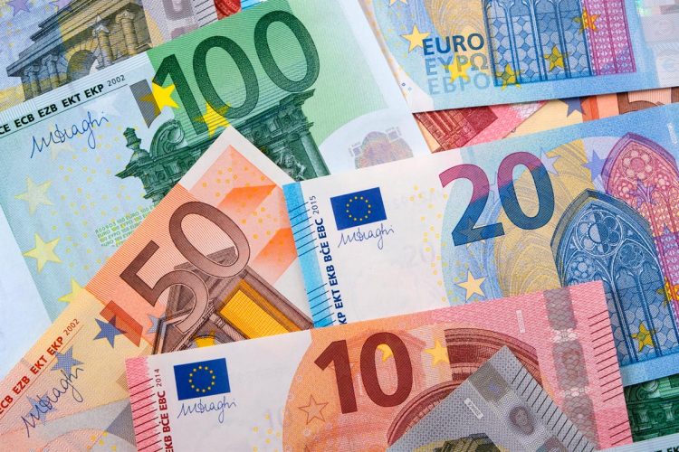 Como identificar notas falsas de euro: guia completo do Banco de Portugal para proteção total verificação de notas de euro com número esmeralda