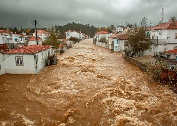 Tempestade Marta dá trégua no domingo das eleições, mas aproxima‑se um período de chuva intensa e maior risco no país