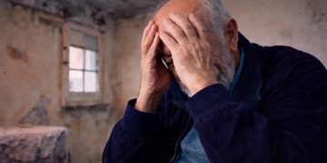 Reformado vive com 570€ e paga 450€ de renda: sobra quase nada para viver