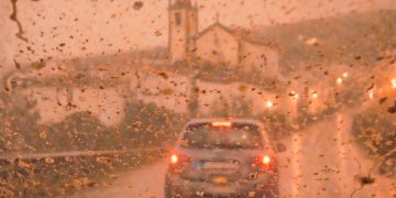Depressão, poeiras e calor: o dia em que o tempo muda de forma brusca em Portugal