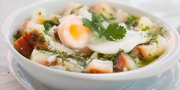 É portuguesa a melhor sopa com pão do mundo: Açorda à Alentejana conquista ranking internacional
