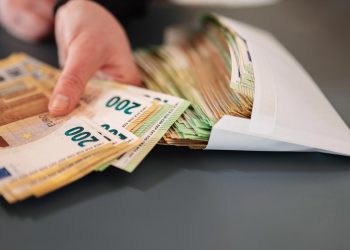 Salários poderão deixar de ser segredo: empresas podem ser obrigadas a divulgar vencimentos